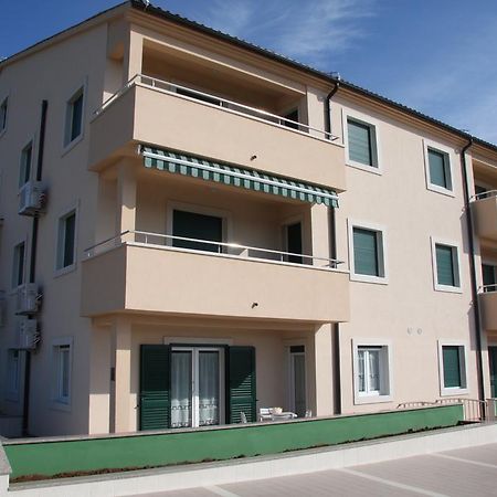 Apartment Anethum Premantura Eksteriør bilde